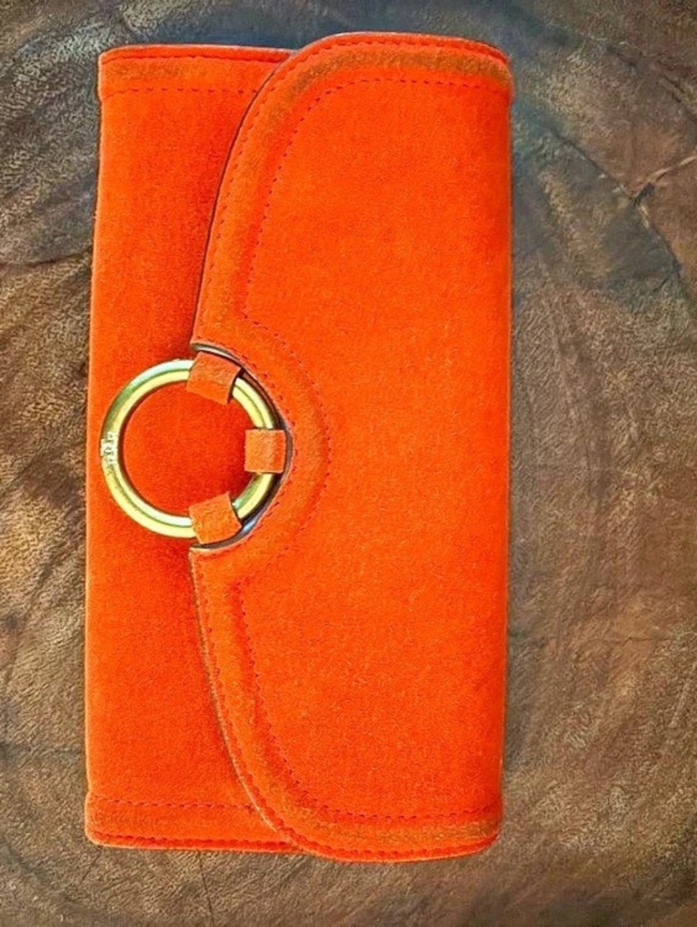 Tory Burch Pure Suede Envelope Wallet Orange - Picture 2 of 10